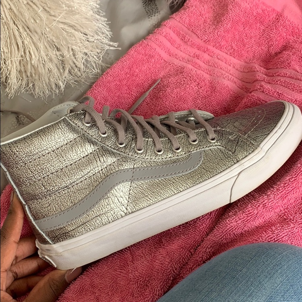 Women’s Silver Vans